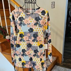 👚Rafaella Floral Patchwork Long Sleeve Top